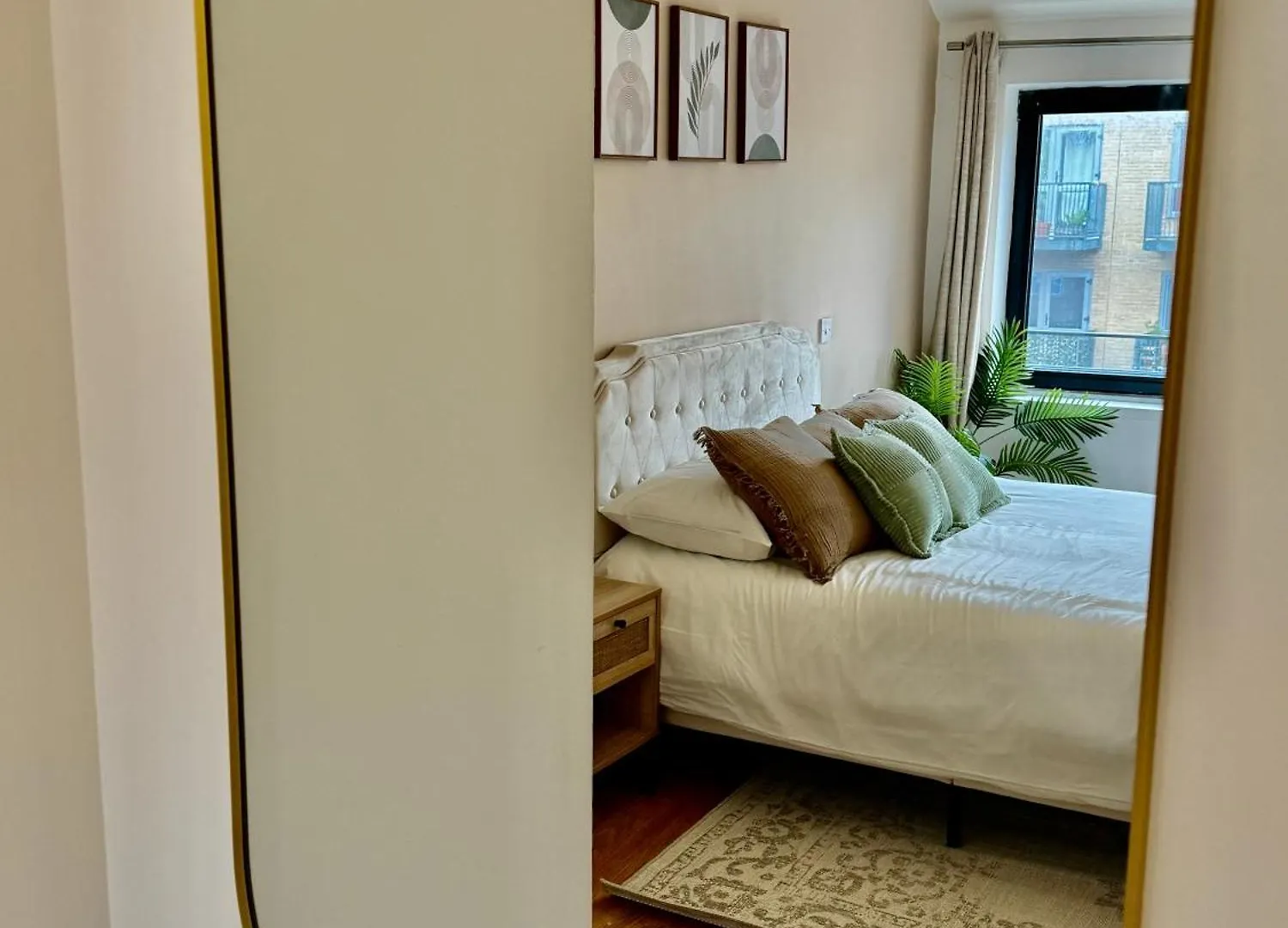 Stunning 1 Bedroom Apartment In Wapping - Sleeps 4 And Free Parking! London