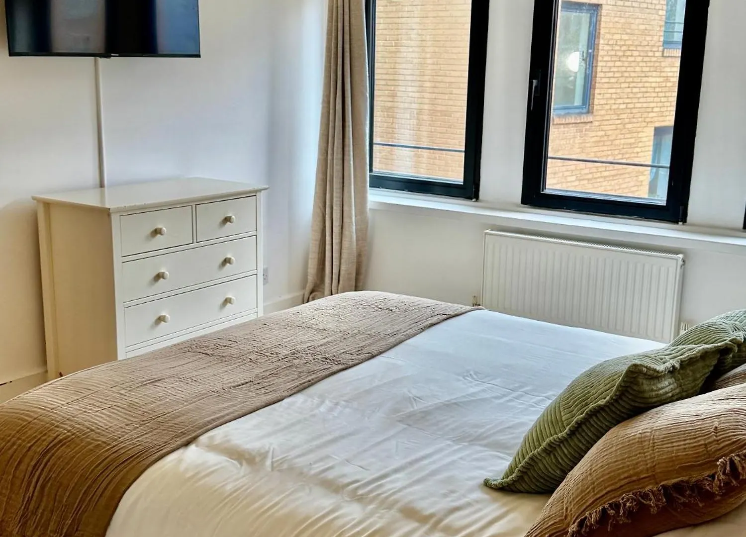 Stunning 1 Bedroom Apartment In Wapping - Sleeps 4 And Free Parking! London 0*,